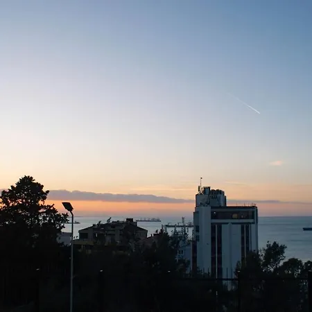 Stylish Triplex In The Heart Of Izmir
