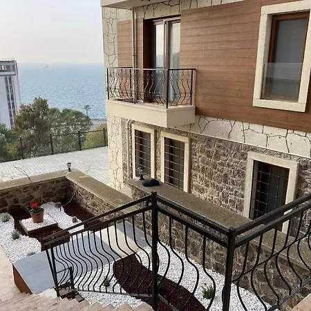 Apartment Stylish Triplex In The Heart Of