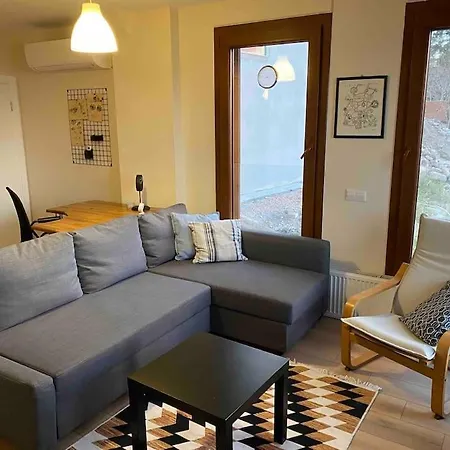 Stylish Triplex In The Heart Of Apartment *